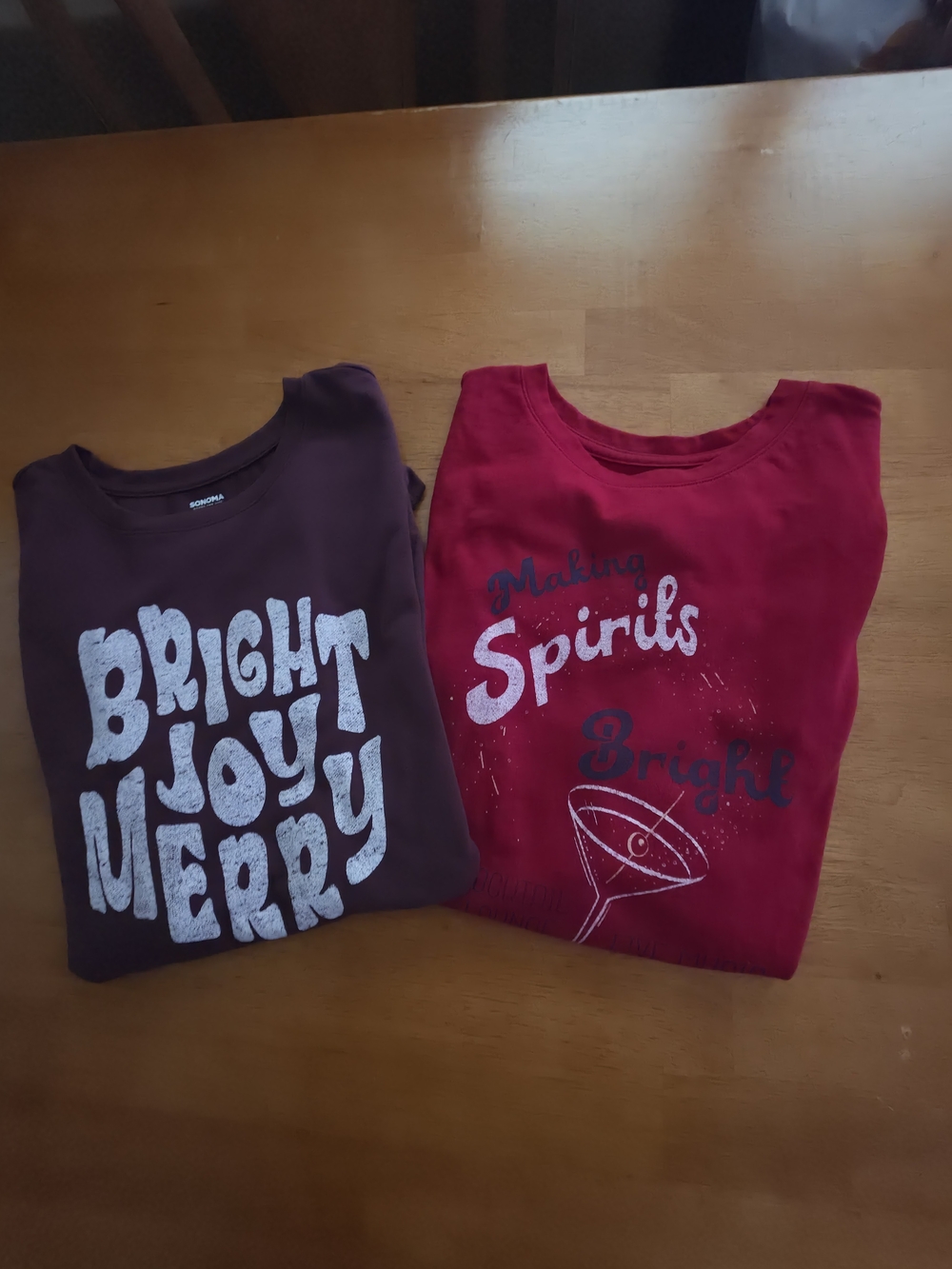 Sonoma Womens Festive Long Sleeve Shirts. Size Med